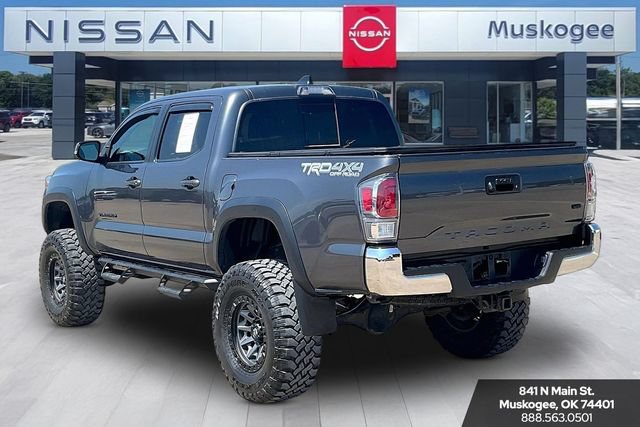 Used 2023 Toyota Tacoma TRD Off-Road AWD/4WD image 4