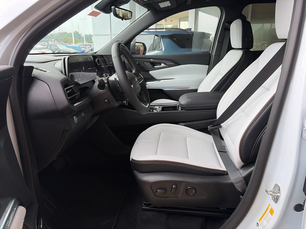 New 2026 Chevrolet Traverse High Country AWD/4WD image 15