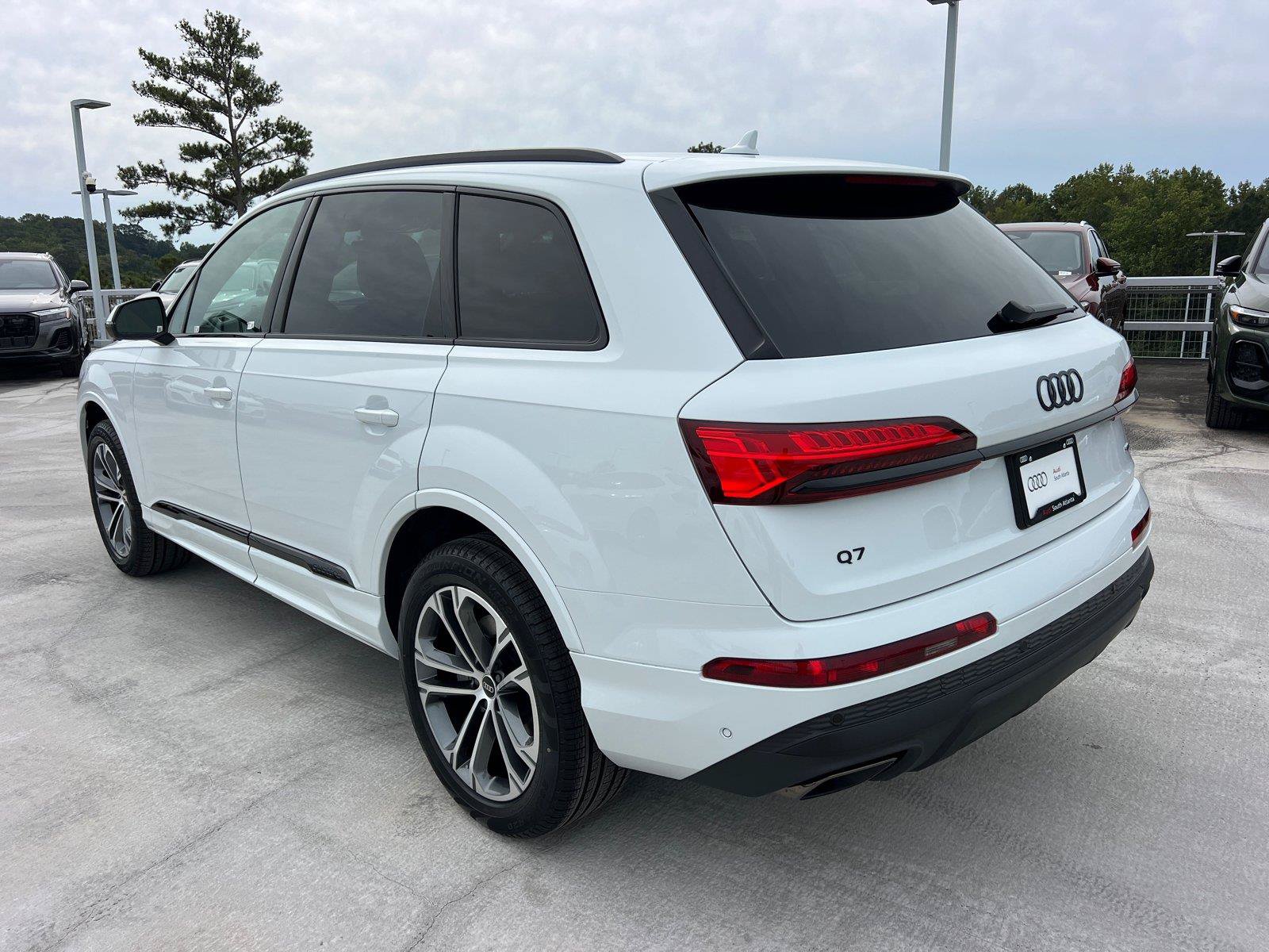 New 2026 Audi Q7 2.0T Premium AWD/4WD image 7