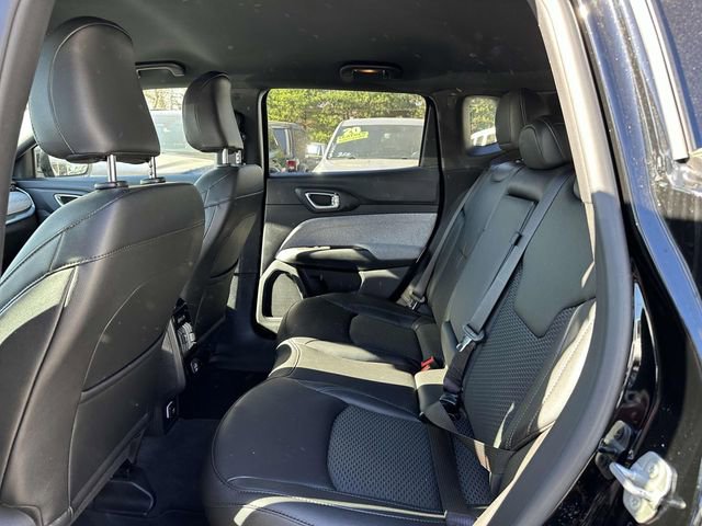 Certified 2024 Jeep Compass Latitude image 7