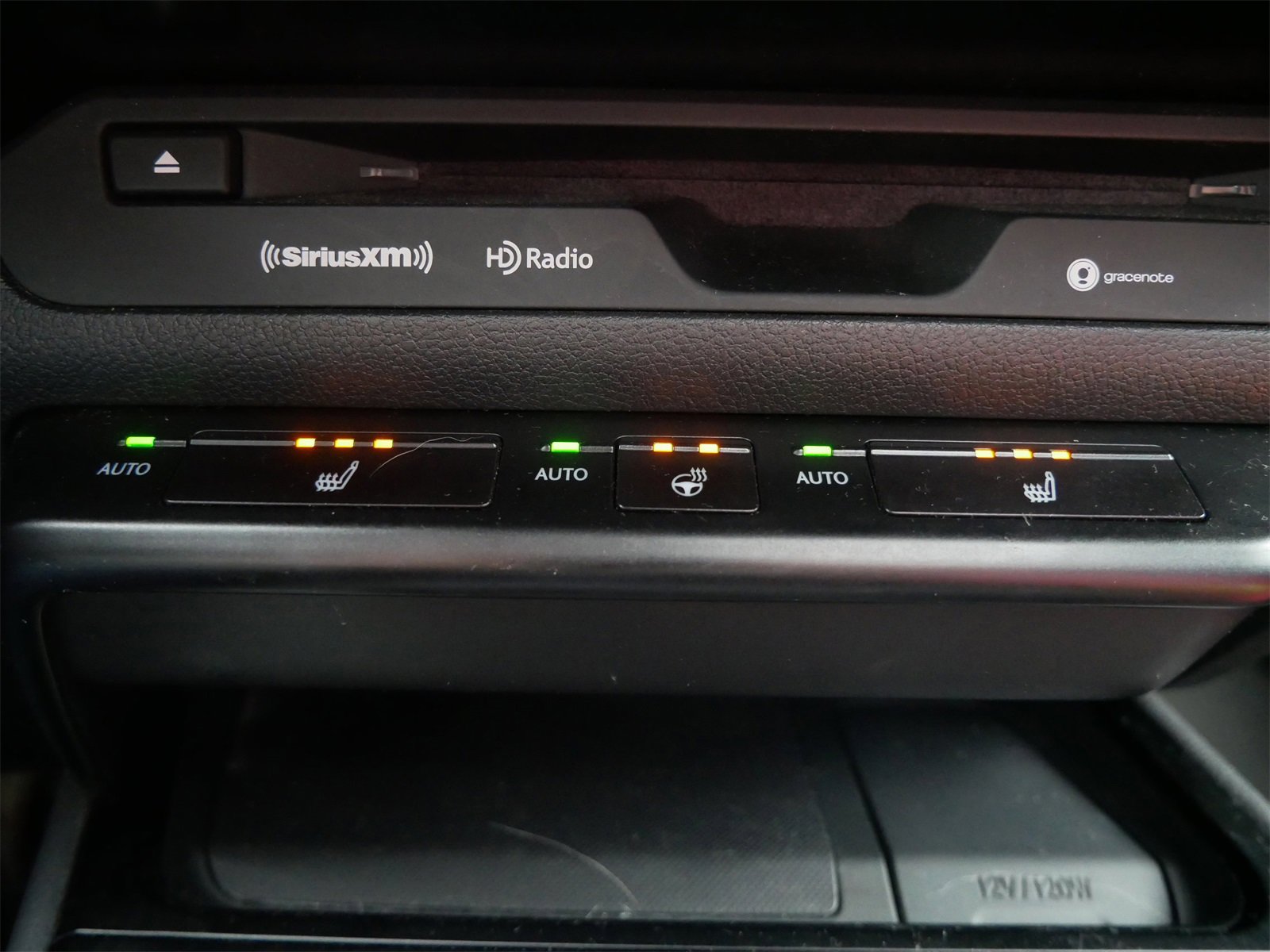 Used 2019 Lexus UX 200 F Sport w/ F Sport Premium Package image 18