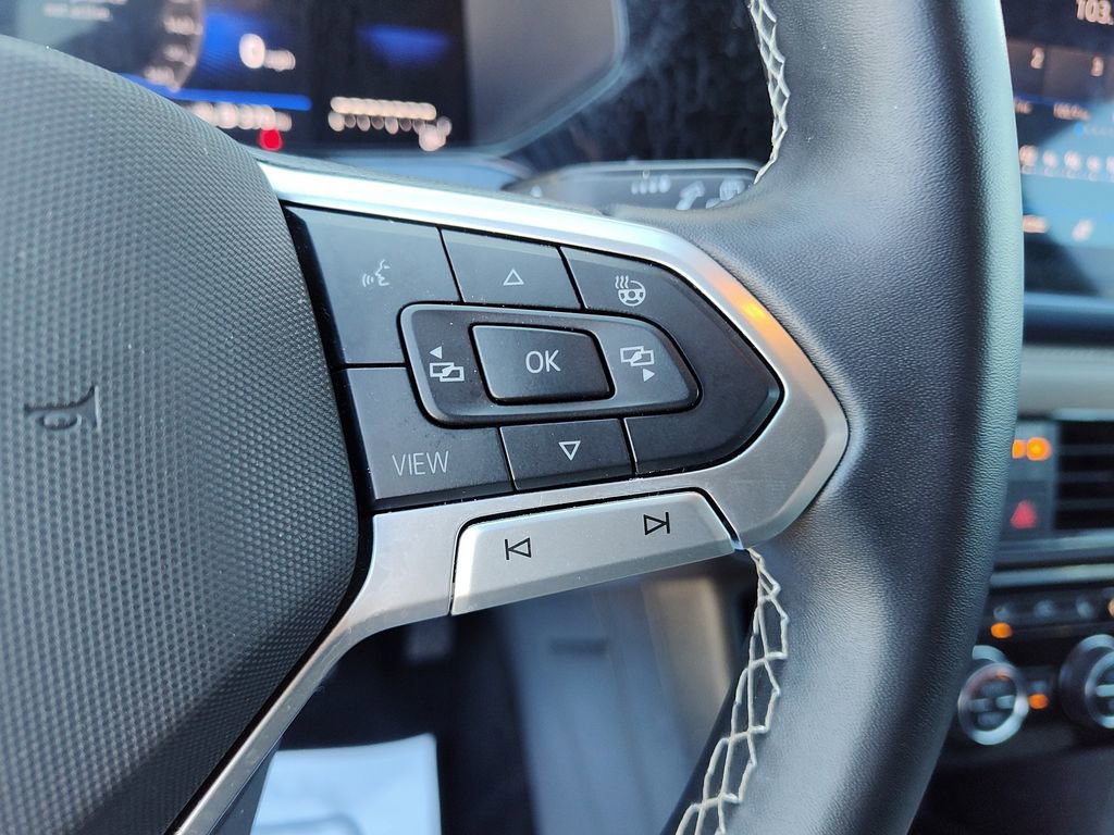 Used 2024 Volkswagen Taos SE image 26