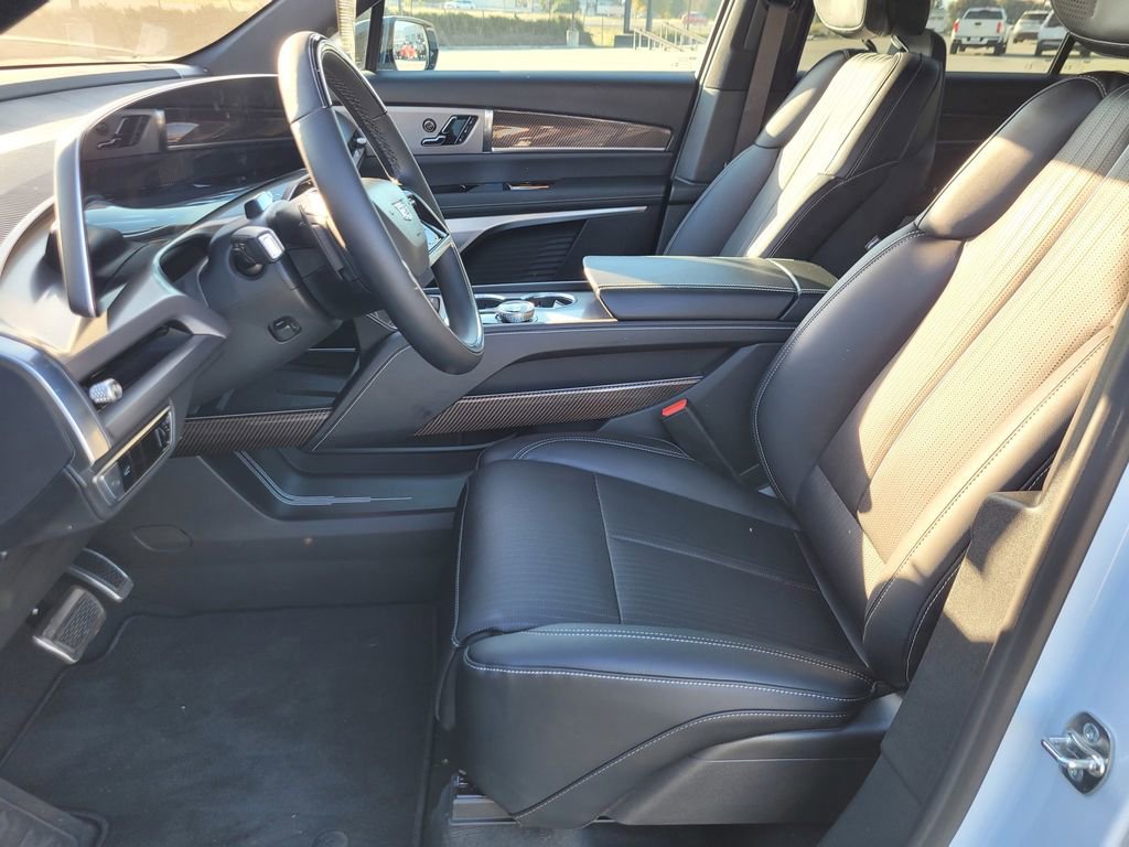 New 2026 Cadillac Vistiq Sport image 13