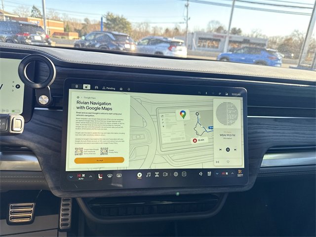 Used 2024 Rivian R1T Adventure image 14