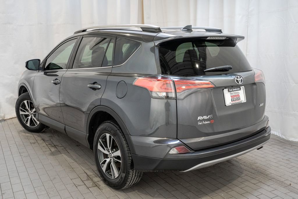 Used 2018 Toyota RAV4 XLE image 3