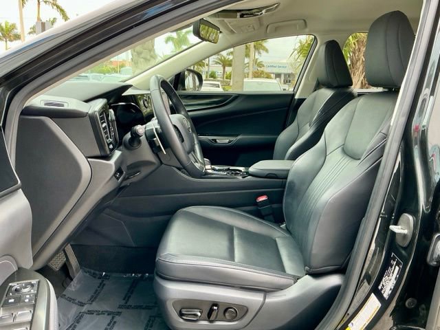 Used 2023 Lexus NX 250 FWD w/ Towing Package (2000 Lbs) image 8