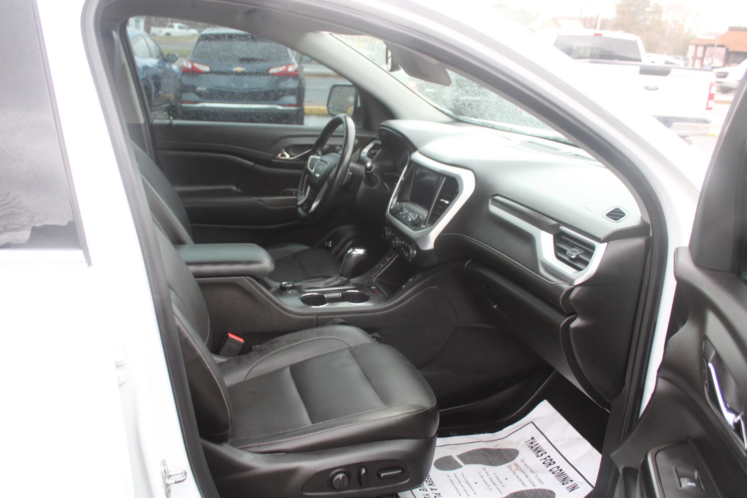 Used 2019 GMC Acadia SLT FWD image 12