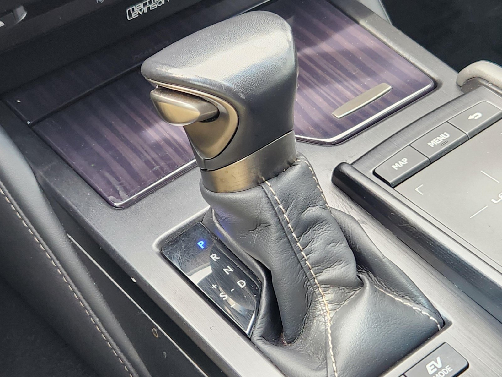 Certified 2021 Lexus ES 300h w/ Luxury Package FWD image 14