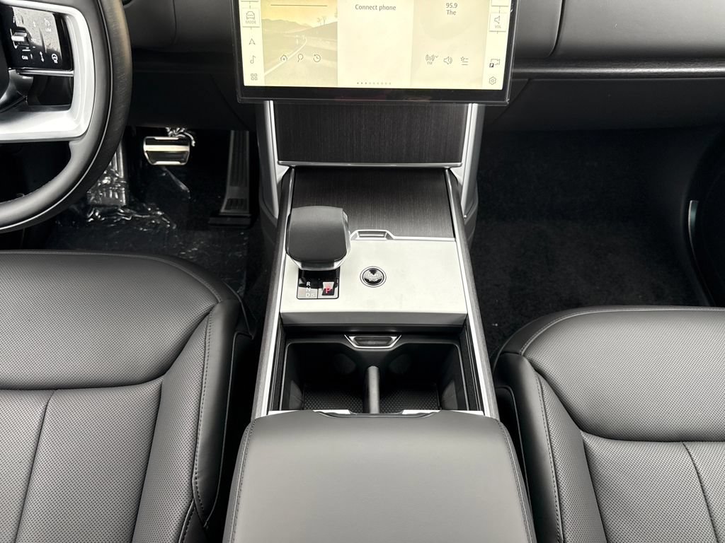 New 2025 Land Rover Range Rover SE AWD/4WD image 24