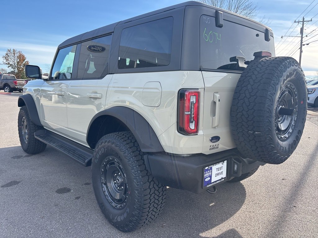 New 2025 Ford Bronco Outer Banks w/ Sasquatch Package image 6