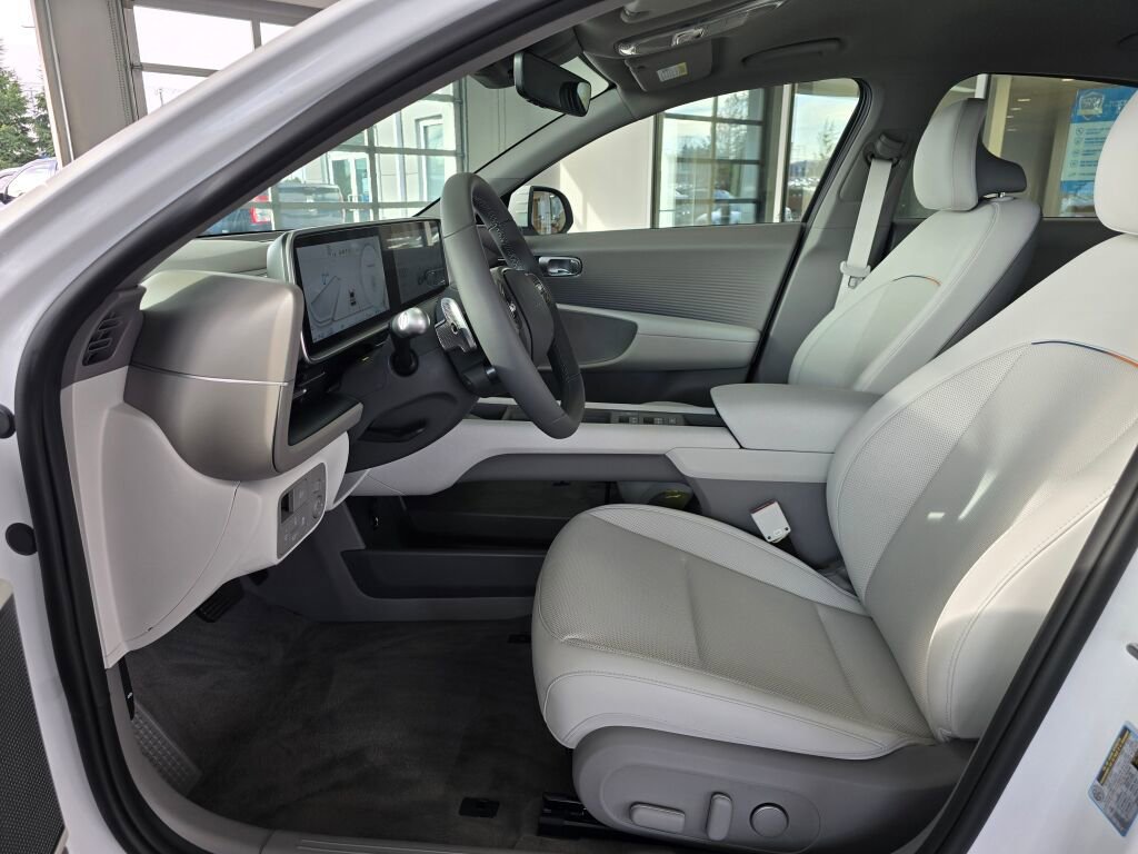 New 2025 Hyundai Ioniq 6 SEL image 16
