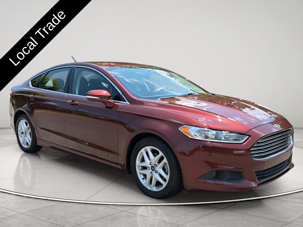 Used 2015 Ford Fusion SE w/ Equipment Group 202A FWD image 8