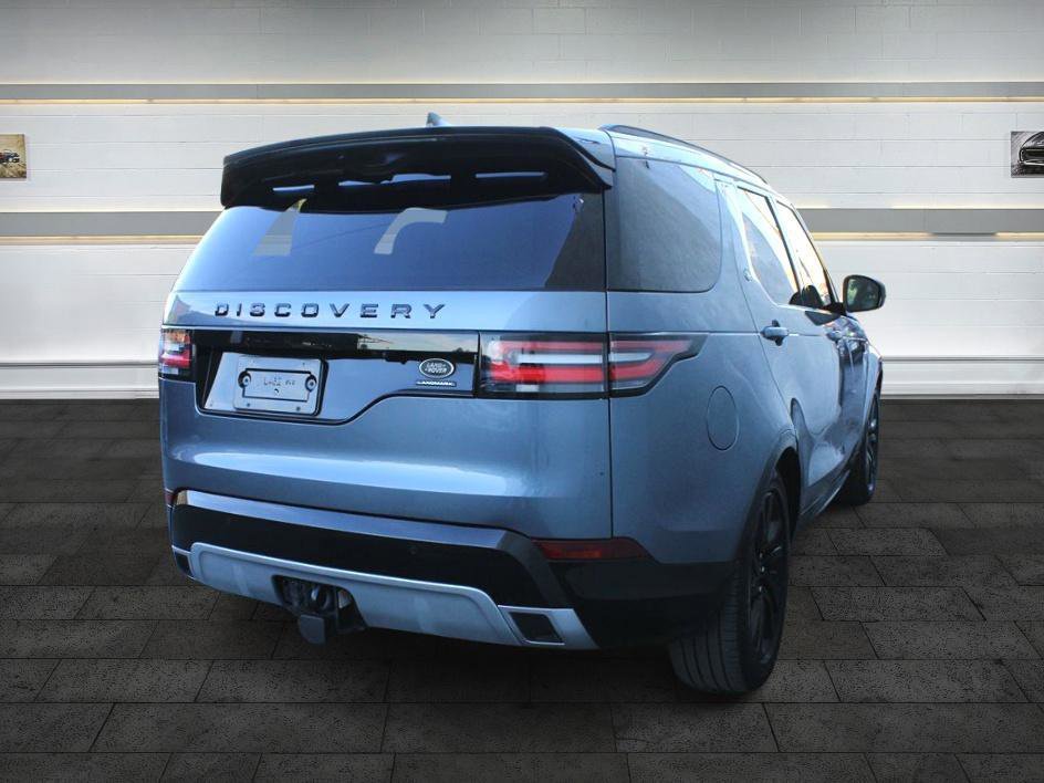 Used 2020 Land Rover Discovery Landmark image 7