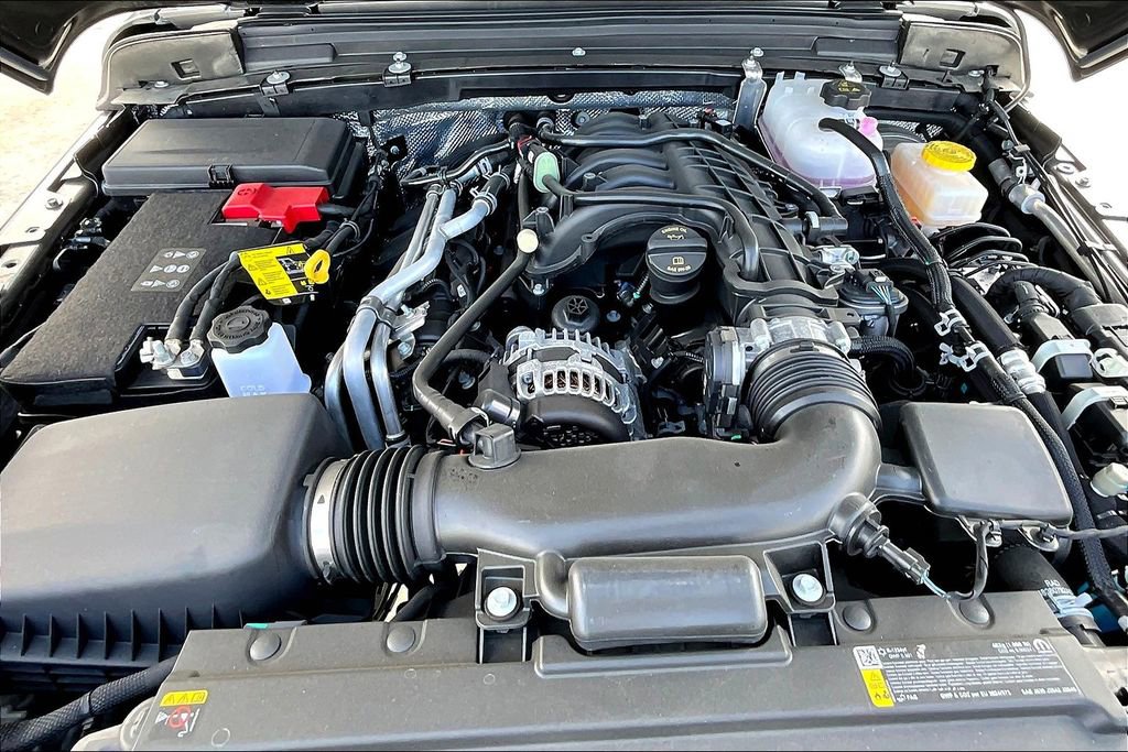 New 2025 Jeep Wrangler Unlimited Rubicon w/ Convenience Group image 22