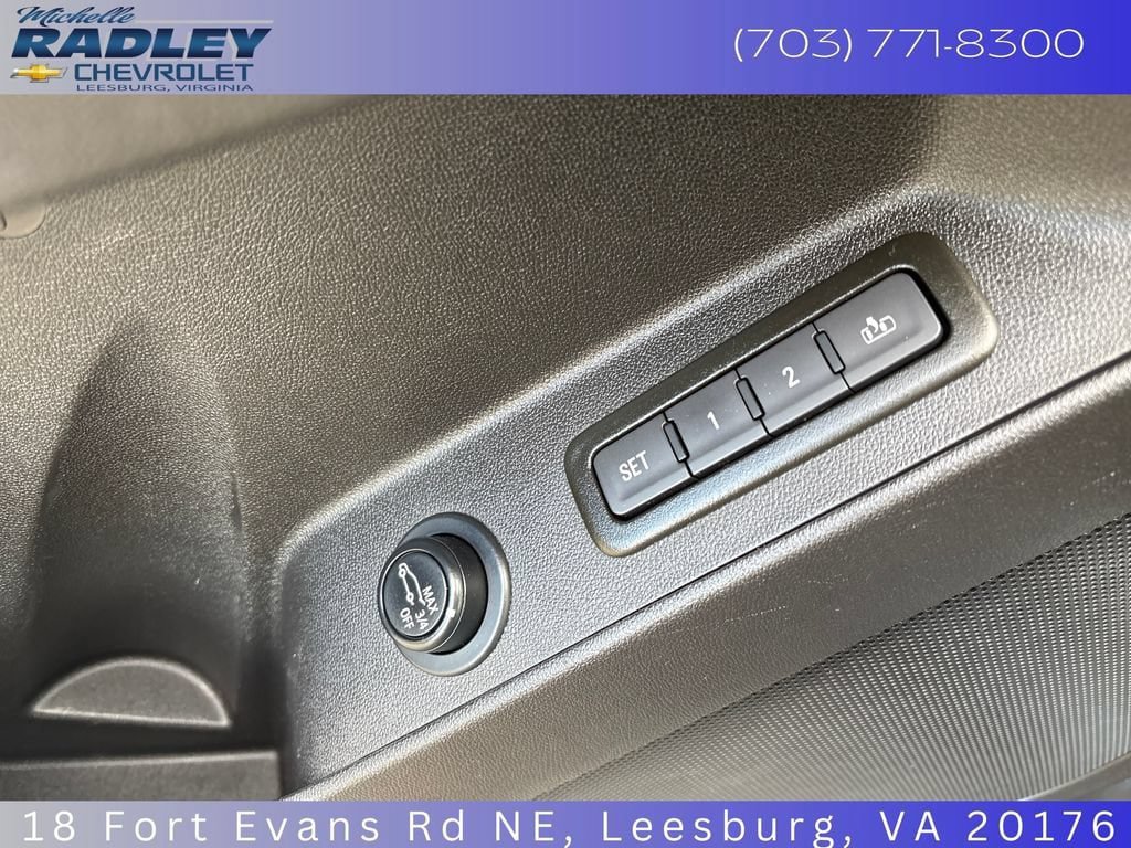 Used 2024 Chevrolet Equinox Premier w/ LPO, Floor Liner Package AWD/4WD image 14