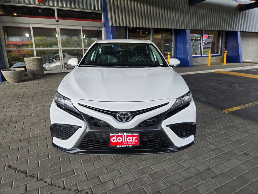 Used 2024 Toyota Camry SE w/ Cold Weather Package image 2