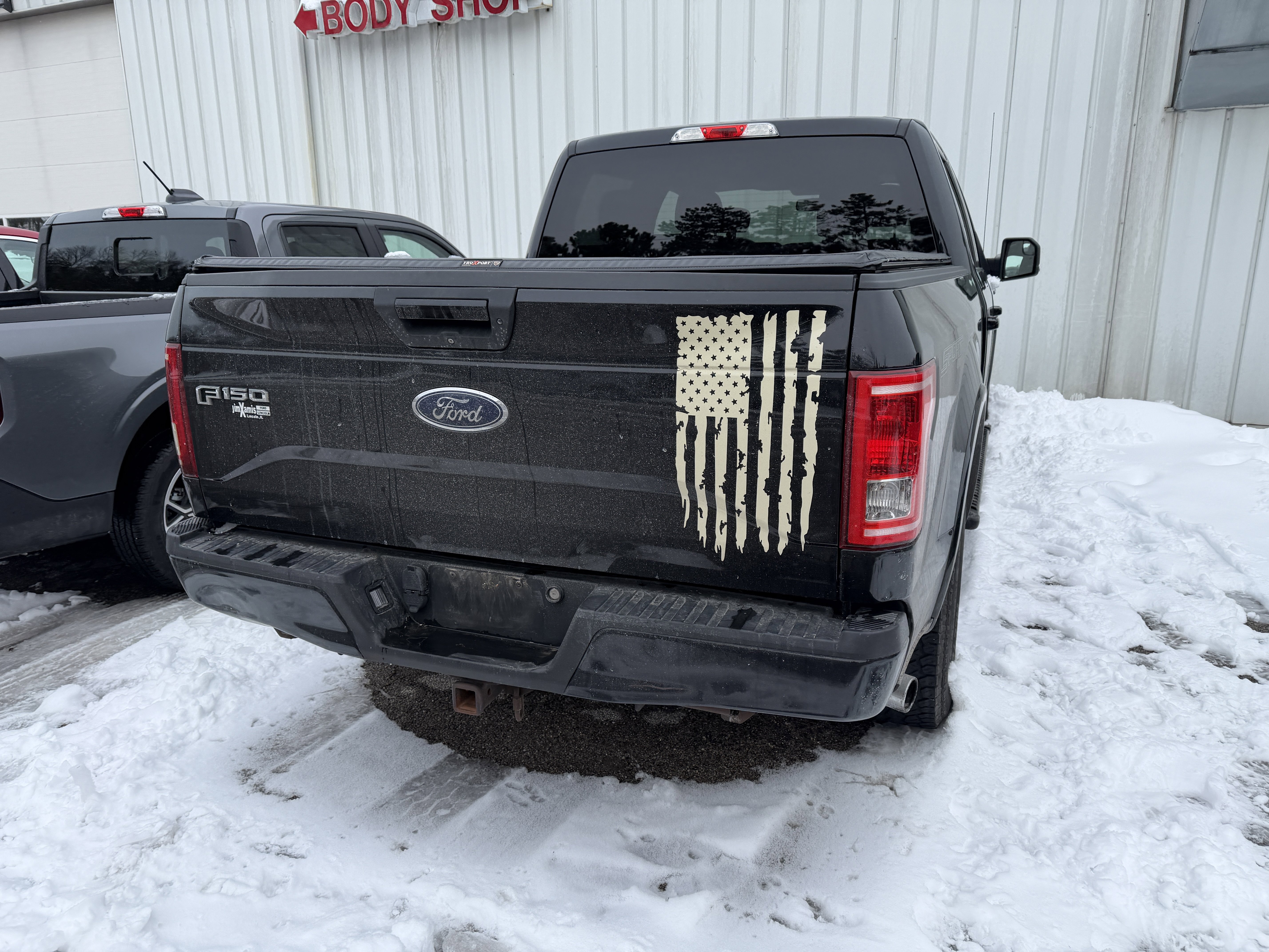 Used 2016 Ford F150 XLT w/ Equipment Group 301A Mid image 10