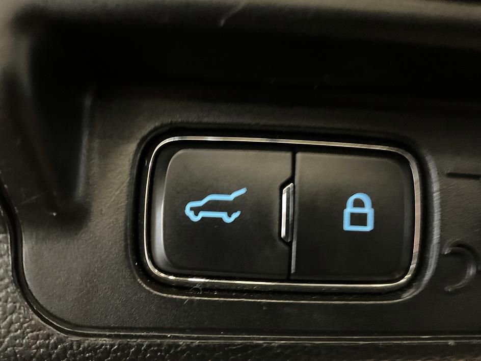 Used 2020 Ford Explorer ST w/ ST Street Pack AWD/4WD image 17