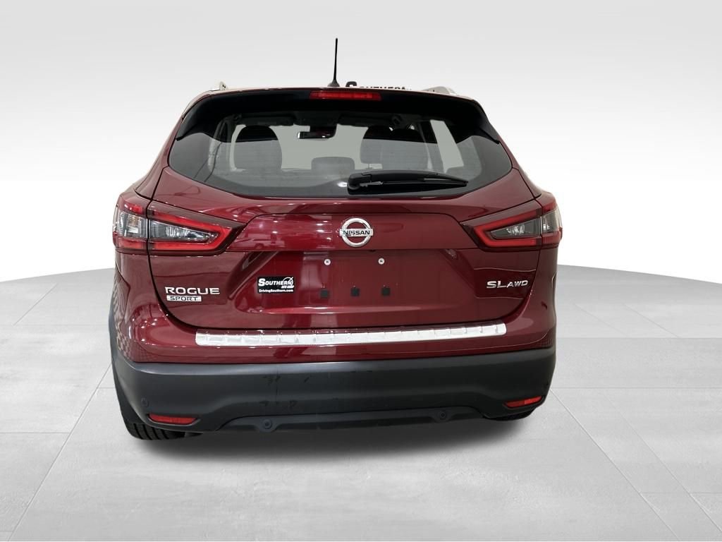Used 2022 Nissan Rogue Sport SL image 4