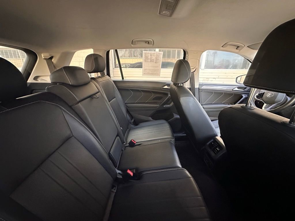 Used 2023 Volkswagen Tiguan SE image 4