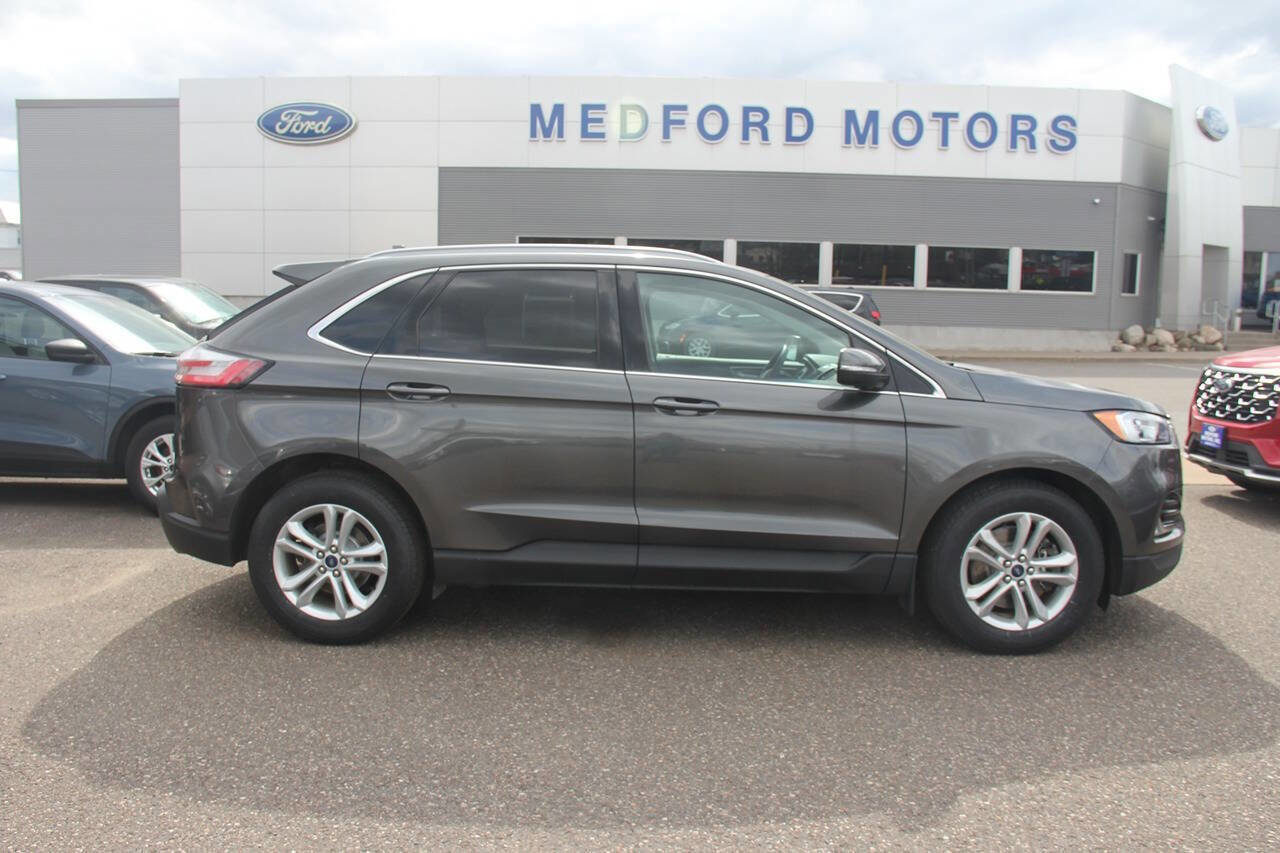 Used 2020 Ford Edge SEL w/ Convenience Package AWD/4WD image 2