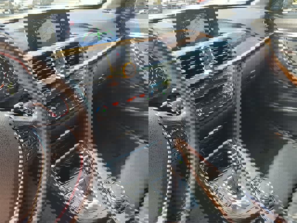 Used 2015 BMW 428i Convertible image 31