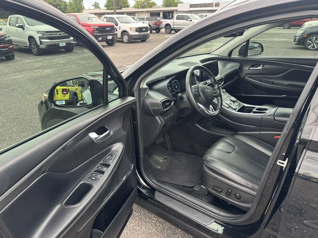 Used 2022 Hyundai Santa Fe SEL w/ Convenience + Premium Package FWD image 12
