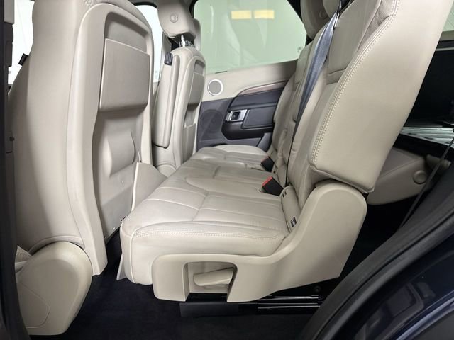 Used 2018 Land Rover Discovery HSE image 22