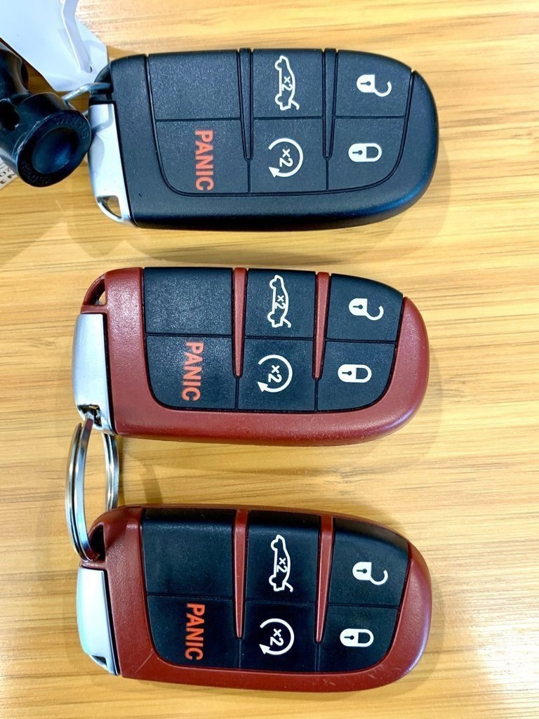 Used 2021 Dodge Challenger SRT Hellcat Redeye image 49