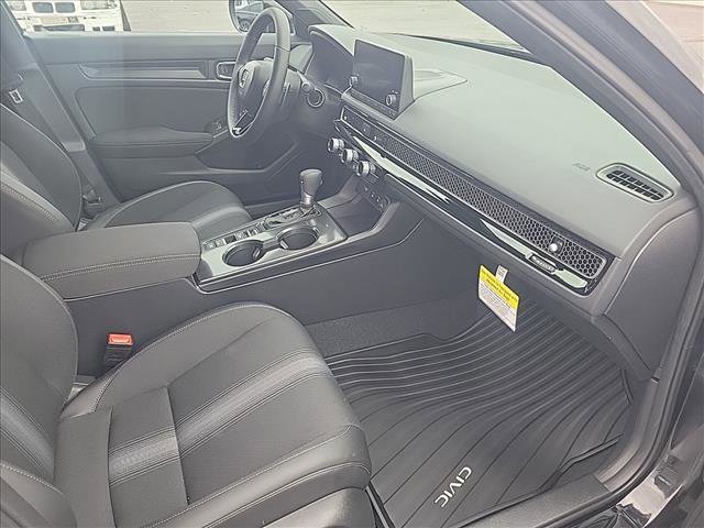 Used 2025 Honda Civic Sport image 23