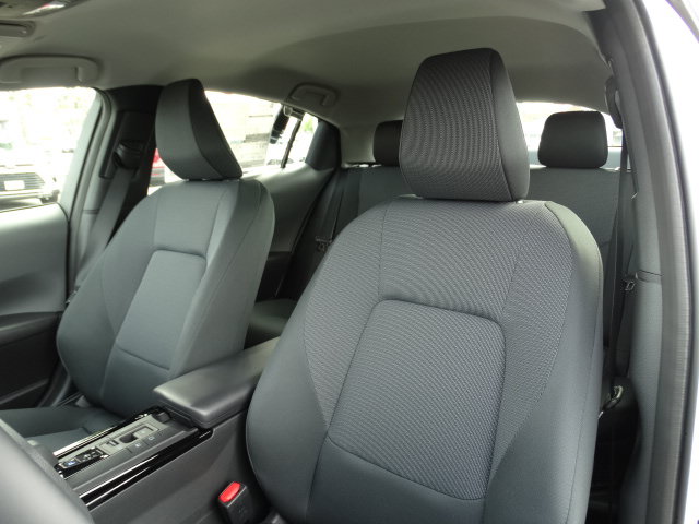 New 2026 Toyota Prius LE FWD image 11