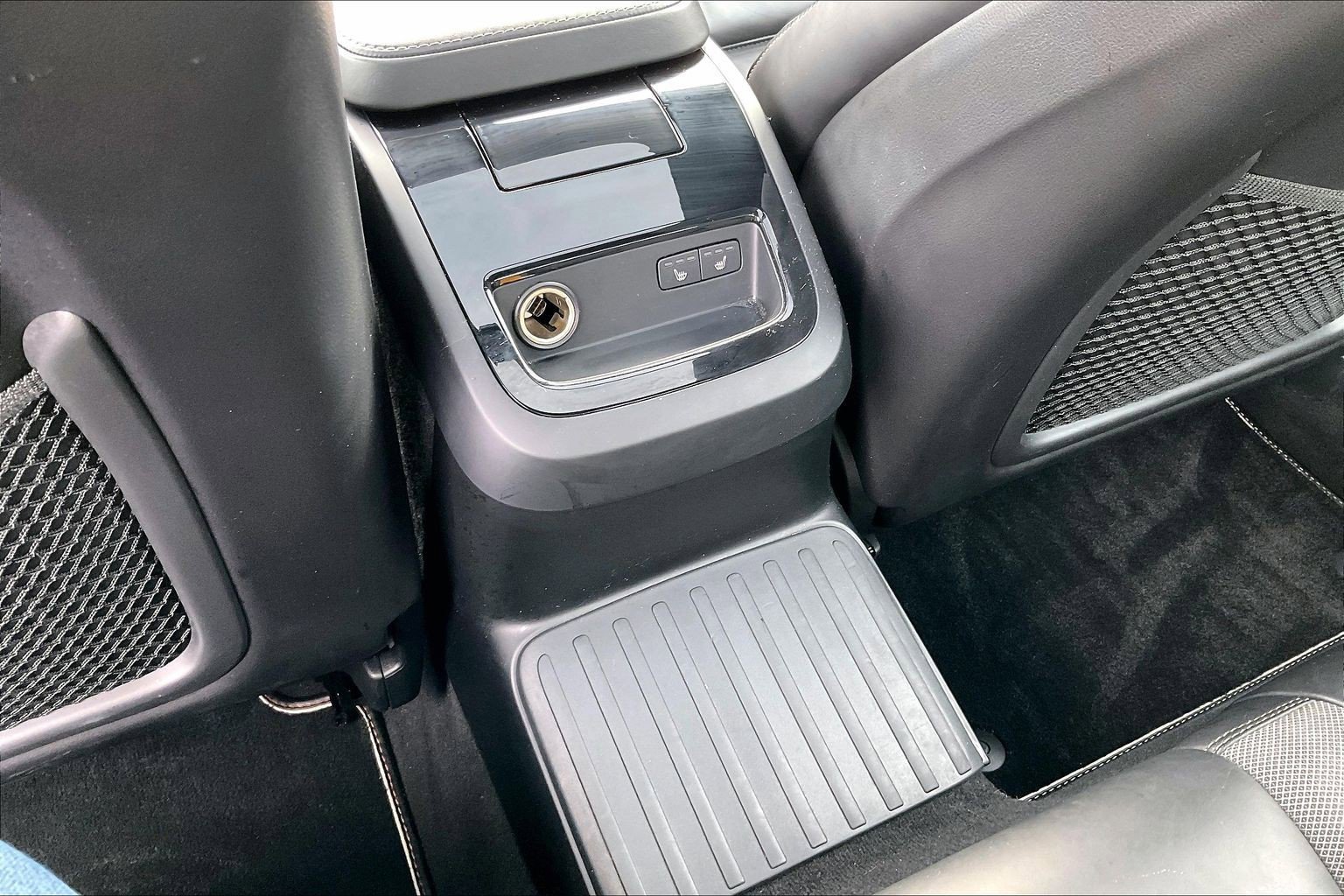 Used 2020 Volvo S60 T8 Polestar image 31