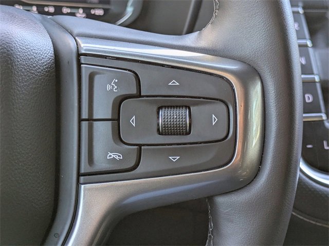 Used 2024 Chevrolet Suburban Premier image 28