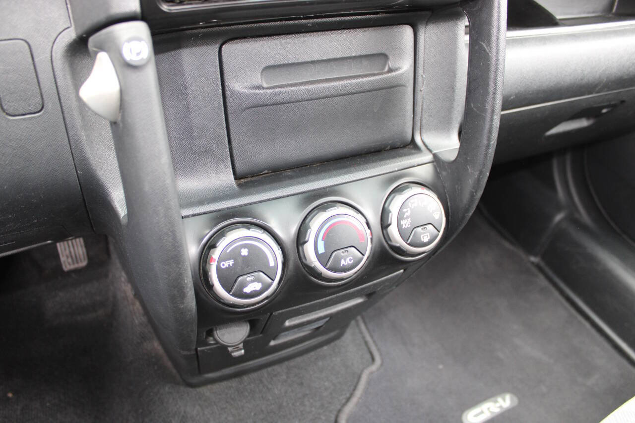 Used 2004 Honda CR-V EX image 16