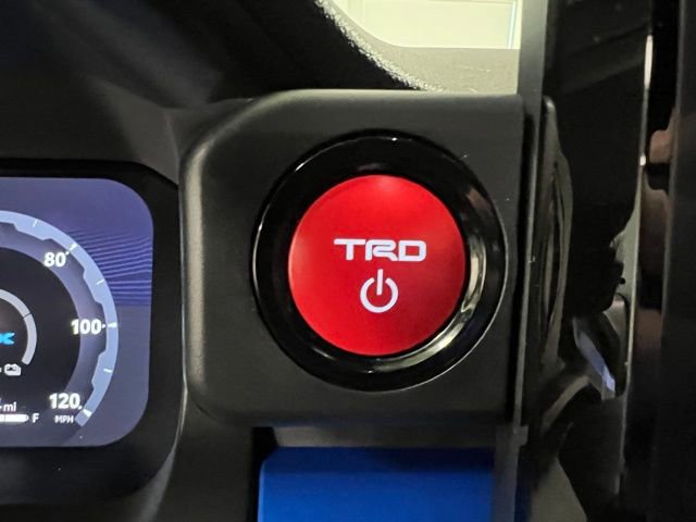 Used 2025 Toyota Tacoma TRD Off-Road w/ TRD Off Road Upgrade Package image 33