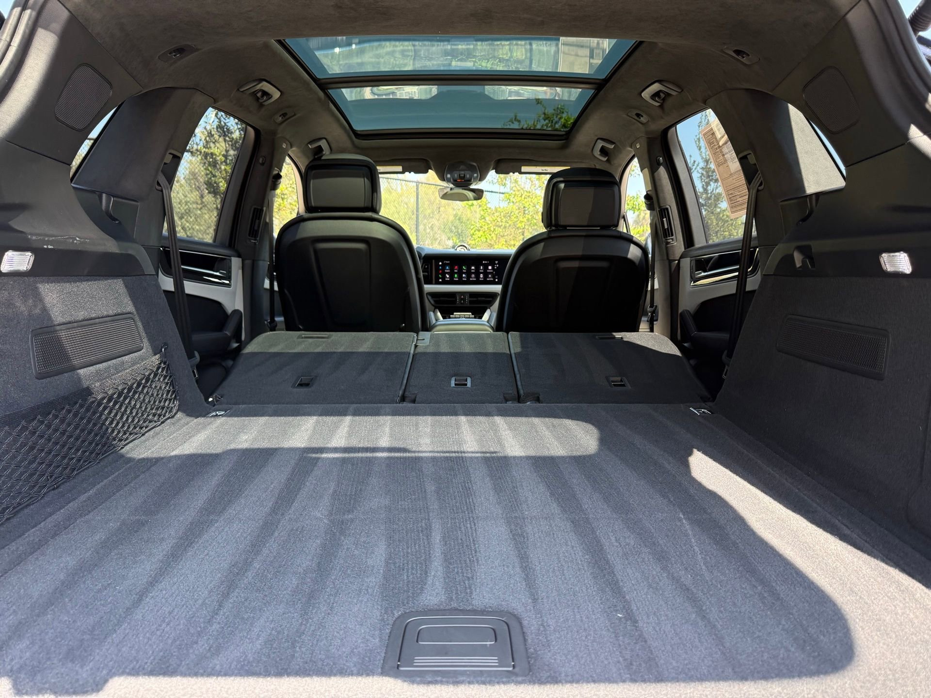 Certified 2025 Porsche Cayenne Turbo image 35