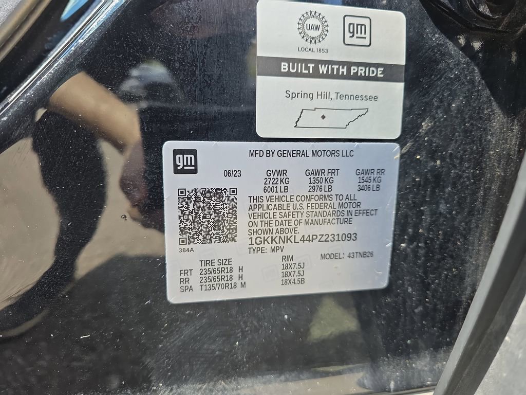 Certified 2023 GMC Acadia SLE w/ LPO, Floor Liner Package FWD image 35