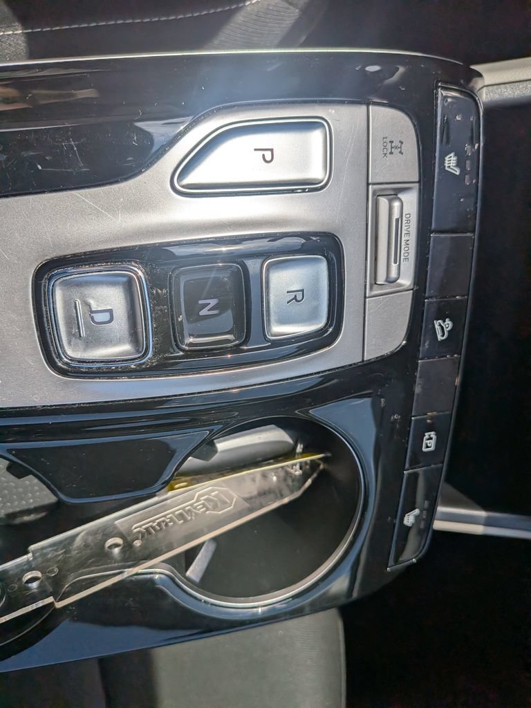 Used 2022 Hyundai Tucson SEL w/ Cargo Package AWD/4WD image 17