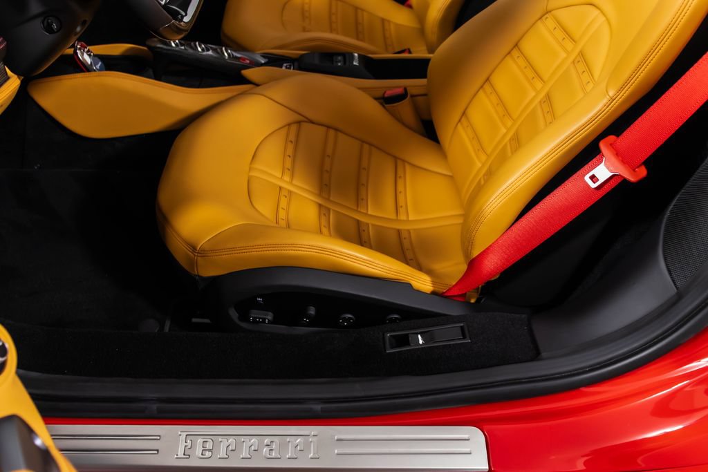 Certified 2023 Ferrari F8 Tributo RWD image 43