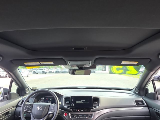 Certified 2025 Honda Passport EX-L image 19