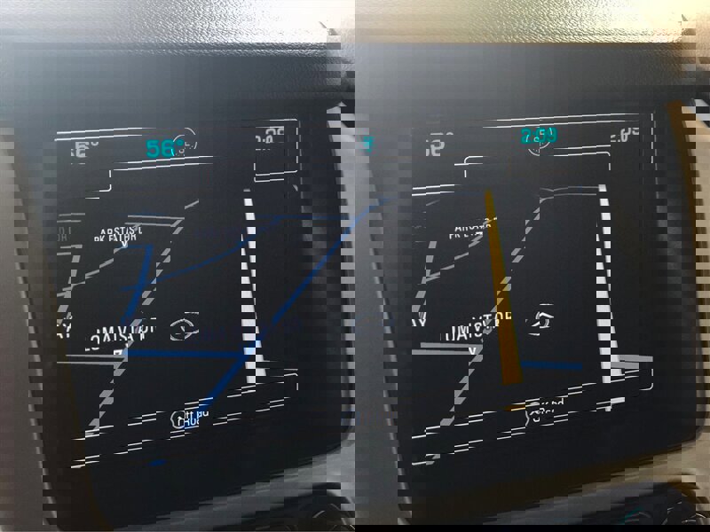 Used 2019 GMC Yukon XL SLT w/ Open Road Package AWD/4WD image 26