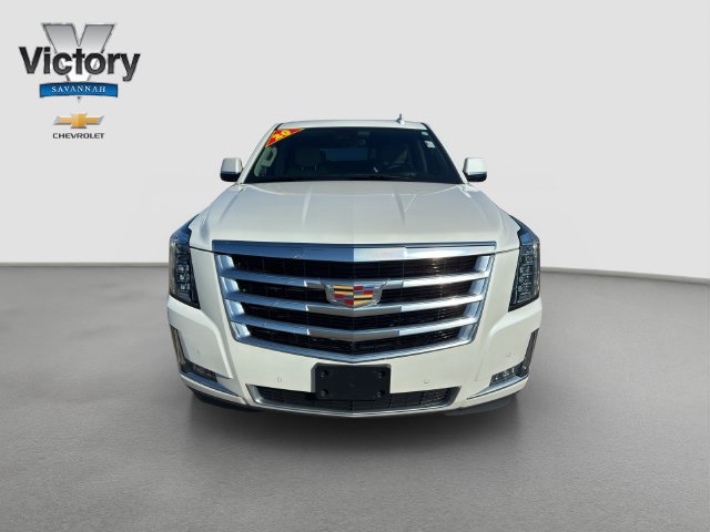 Certified 2020 Cadillac Escalade Luxury AWD/4WD image 2