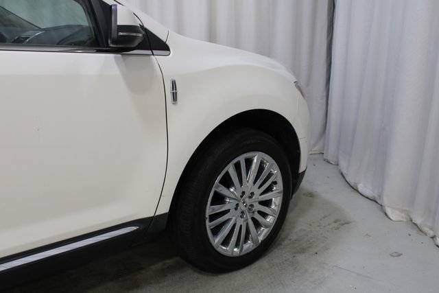 Used 2012 Lincoln MKX AWD image 29