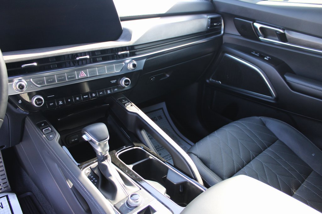 Used 2025 Kia Telluride SX X-Line image 16