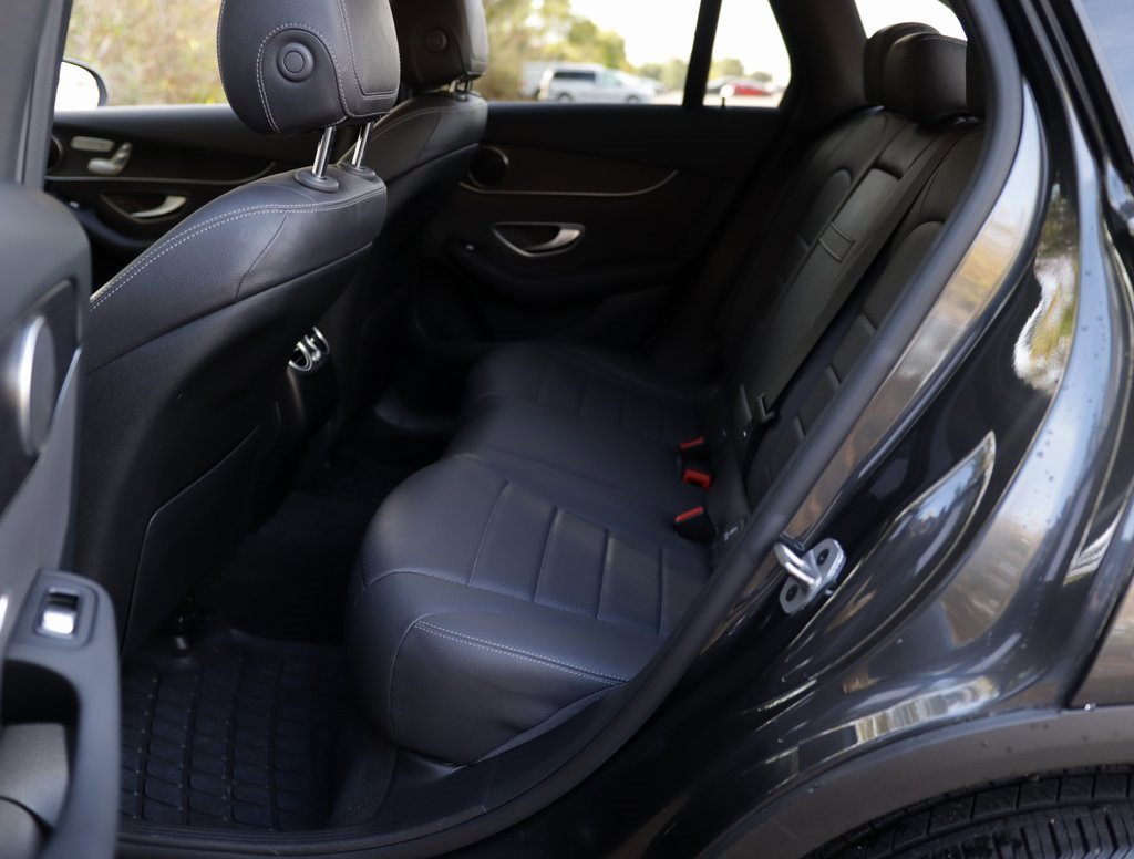 Used 2021 Mercedes-Benz GLC 300 GLC 300 image 27