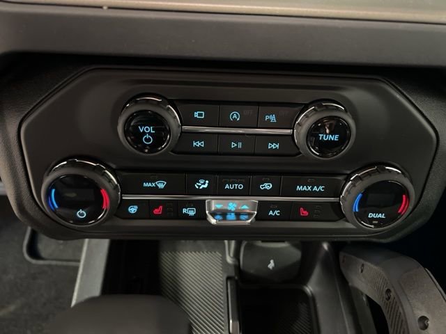 New 2026 Ford Bronco Outer Banks w/ Sasquatch Package AWD/4WD image 23