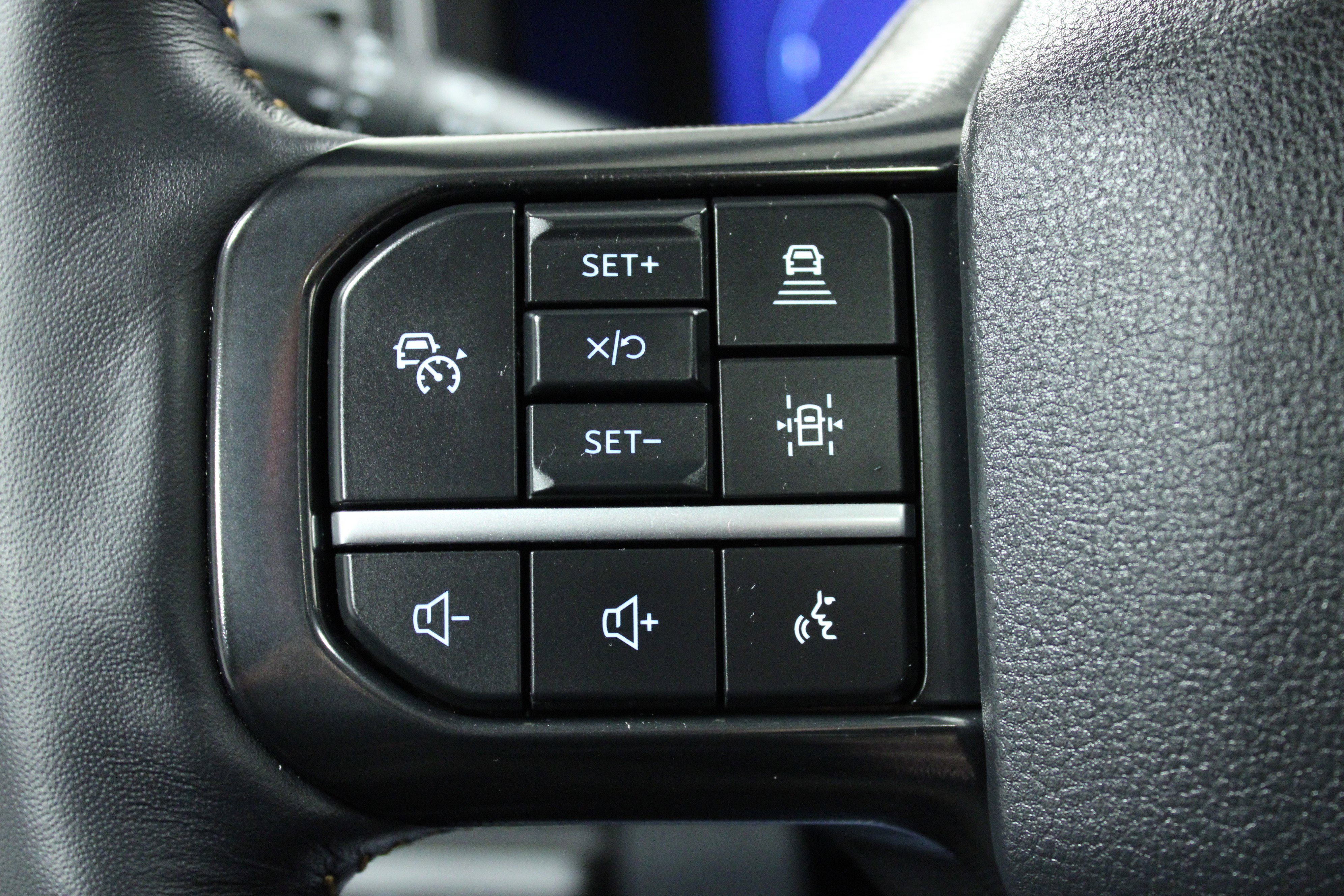 Used 2024 Ford F350 Platinum image 20