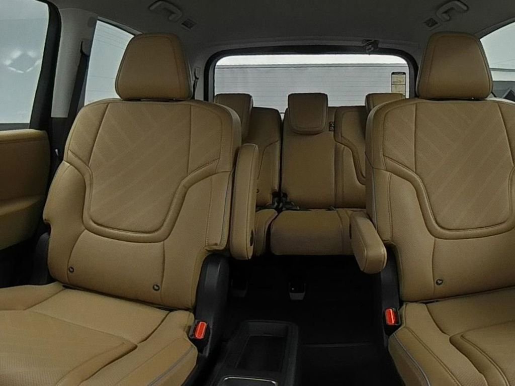 Used 2026 INFINITI QX80 Luxe w/ Cargo Package AWD/4WD image 25