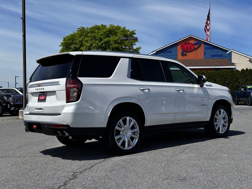 Used 2021 Chevrolet Tahoe High Country w/ Premium Package AWD/4WD image 10