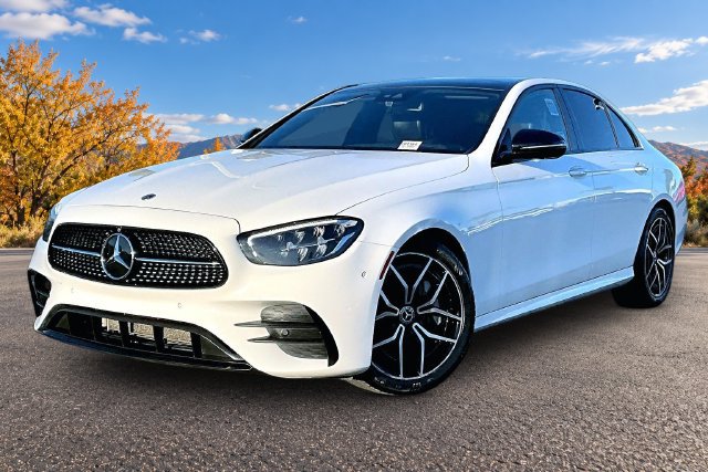 Used 2023 Mercedes-Benz E 350 Sedan image 3